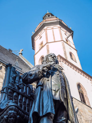 Statue Johann Sebastian Bach vor Thomaskirche